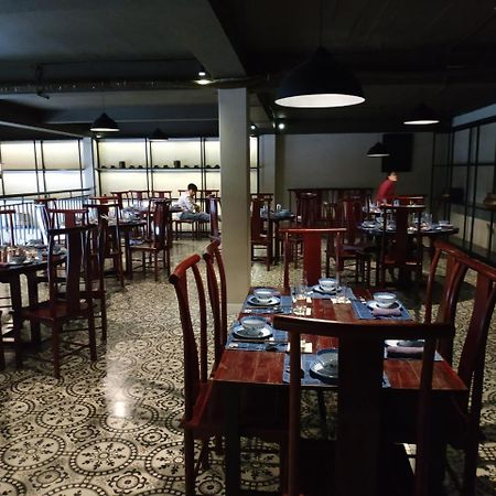 Minh Duc Hotel Hạ Long Extérieur photo