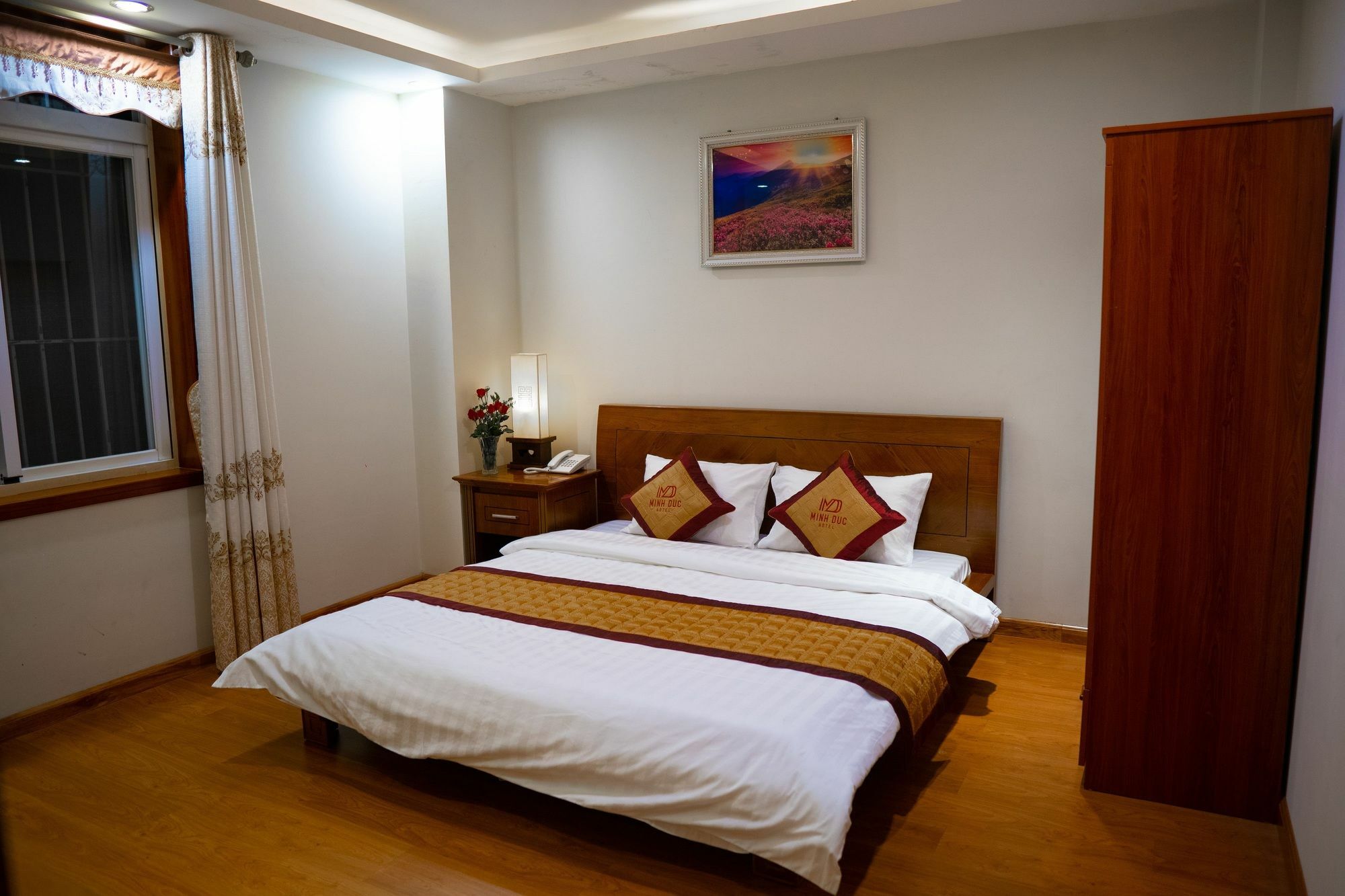 Minh Duc Hotel Hạ Long Extérieur photo